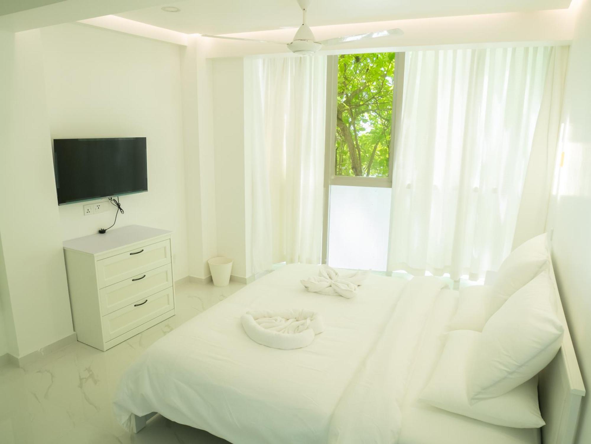Beachfront Apartment Male Exteriér fotografie