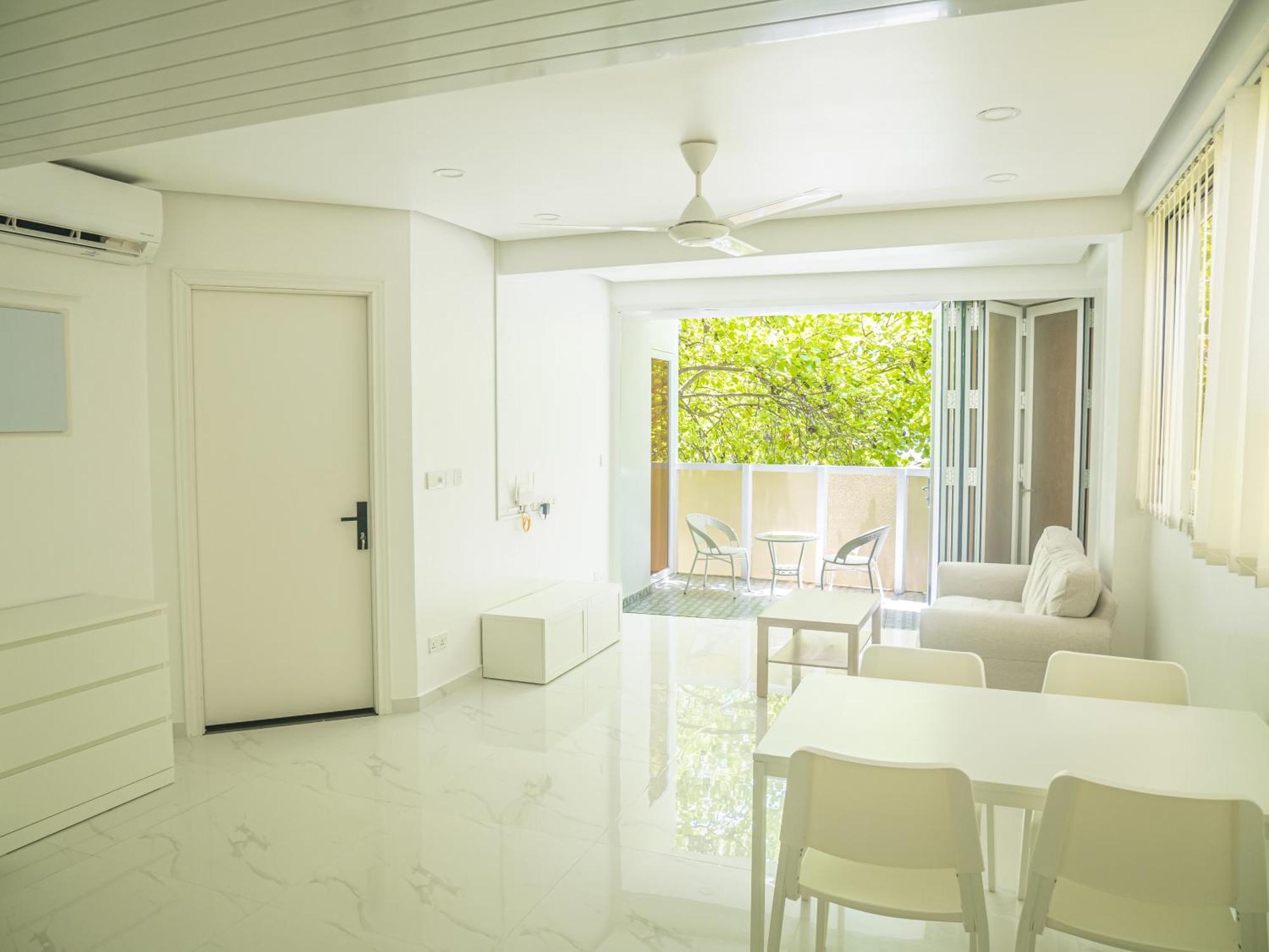 Beachfront Apartment Male Exteriér fotografie